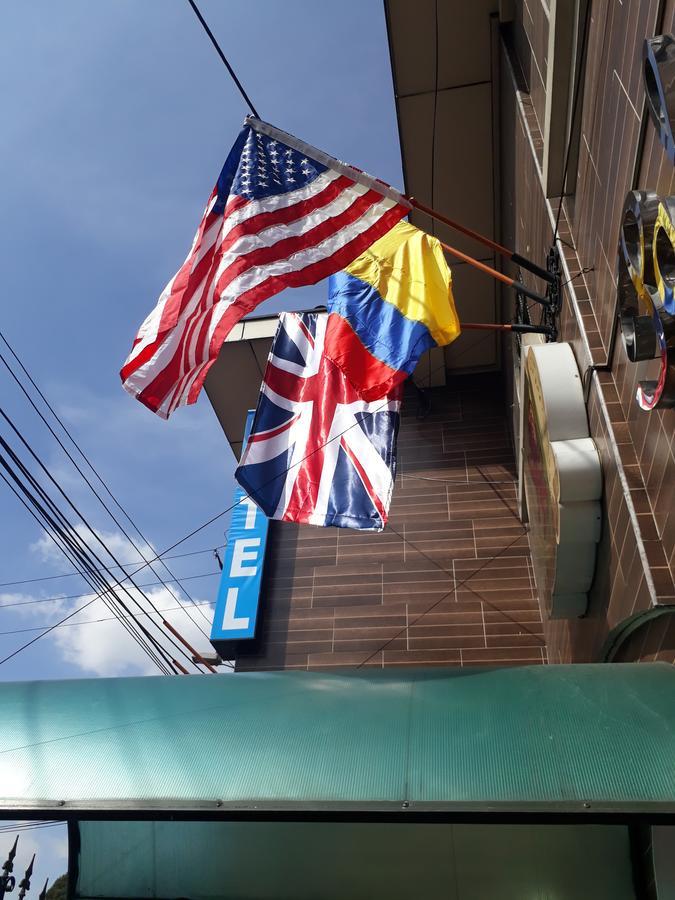 Hotel Ayenda Palermo Plaza Bogotá Exterior foto